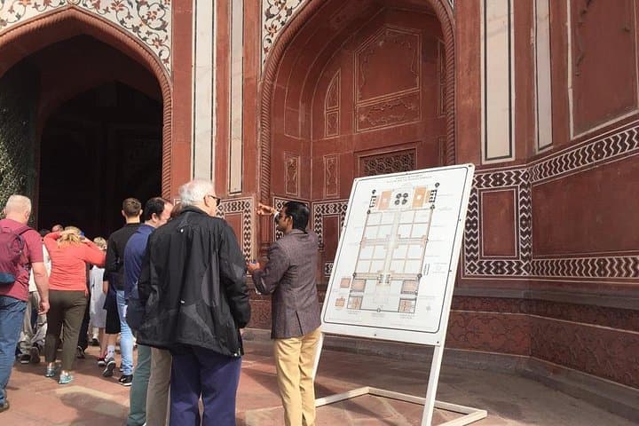 Gatimaan Express Day Trip to the Taj Mahal & Agra Fort from Delhi photo 3