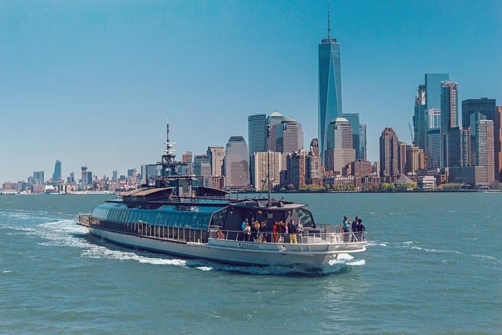 Experience Unforgettable Views: The NYC Premier Lunch Cruise