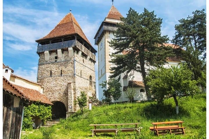 Saxon Villages E‑Bike Tour from Brașov — Fortified Churches & Forest Trails photo 2