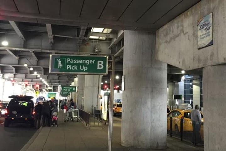Private Manhattan Sightseeing Service: 4-Hour Custom NYC Van Tour photo 3