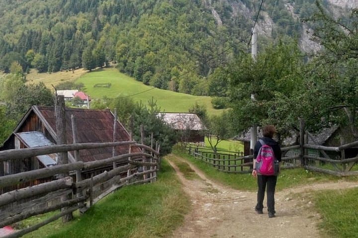 Piatra Craiului eBike Tour from Brasov: Ride Mountain Villages & Virgin Forests photo 3