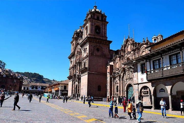5-Day Cusco Adventure: Sacred Valley, Machu Picchu & Rainbow Mountain photo 2