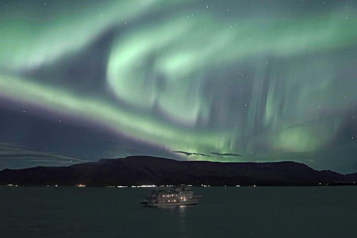 Dinner at Kopar and Northern Lights Cruise in Reykjavik photo 6