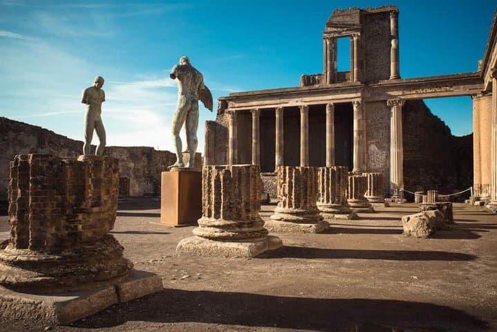 Capri, Sorrento & Pompeii: Private Full-Day Guided Tour from Naples photo 2