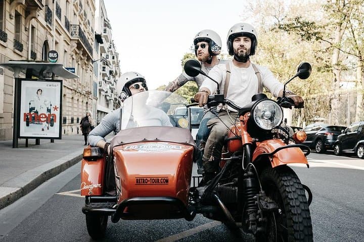 Paris Sidecar Vintage Private City Tour — 90-Minute Motorcycle Sidecar Experience photo 3