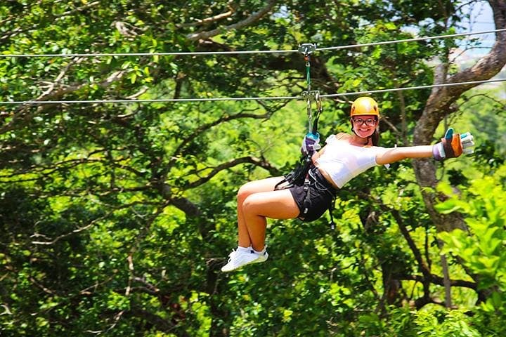 Roatan Buggy & Zipline Adventure with Sloth Park and Sol y Mar Beach Pass photo 2