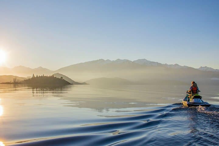 Jet Ski Lake Wanaka: 1-Hour Alpine Bay Adventure photo 5