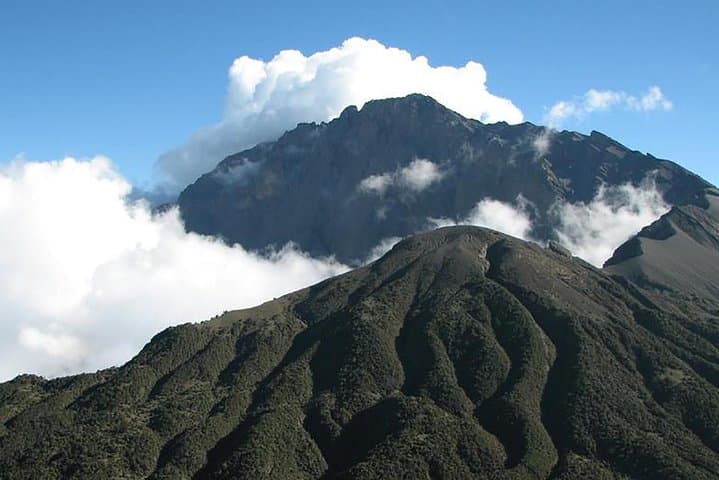 4-Day Mount Meru Trek: Summit Socialist Peak Near Arusha, Tanzania