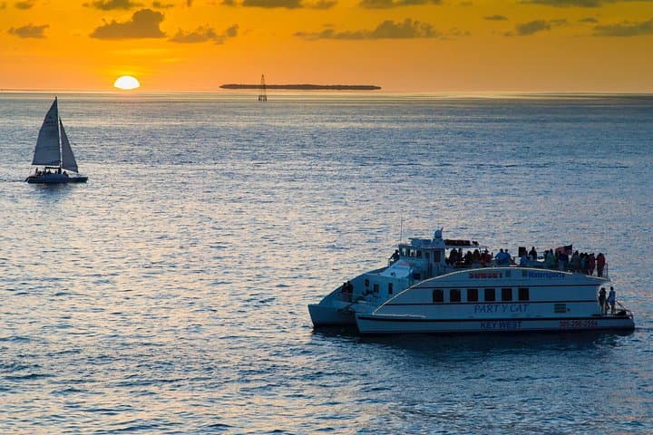 Key West Sunset Cruise: Dinner, Live Music & Open Bar on a 2‑Hour Cruise photo 2