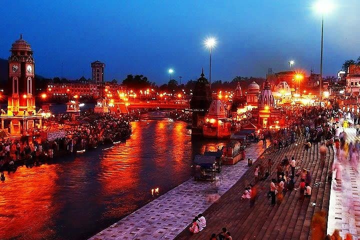 Haridwar & Rishikesh Day Tour from Delhi — Ganga Aarti, Temples & Jhulas