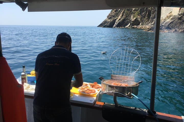 Sail the Cinque Terre Coast: 4-Hour Lunch & Swim from Monterosso photo 2