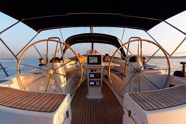 Private Full-Day Yacht Cruise from Split to Brač and Šolta photo 2