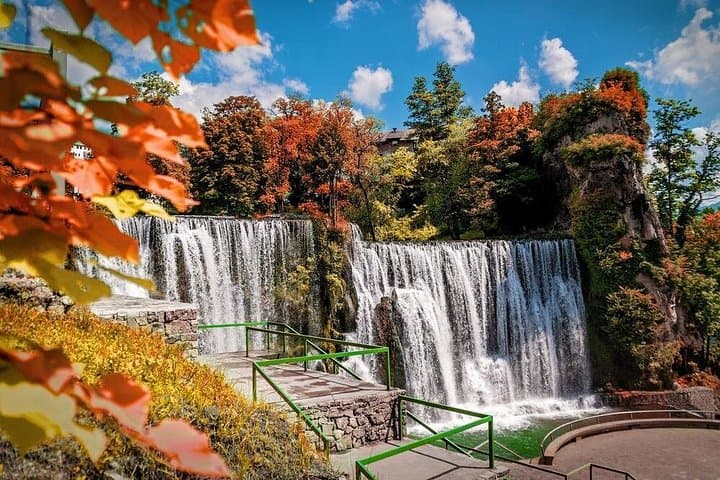 Jajce, Pliva Lakes & Travnik Day Tour from Sarajevo — Waterfall, Forts & Lakes photo 2