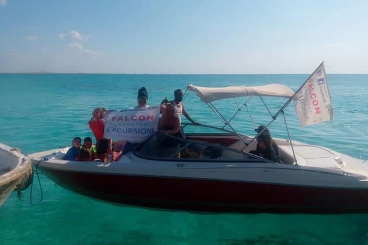 Private Speedboat to Dolphin House & Paradise Island — 2-Hour Red Sea Snorkel photo 1