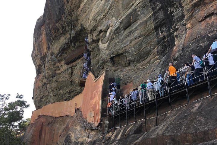 Sri Lanka in Eight Days: Sigiriya to the Southern Coast by Private Car photo 4