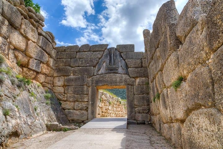 4-Day Classical Greece Tour: Athens, Epidaurus, Mycenae, Olympia, Delphi & Meteora photo 4