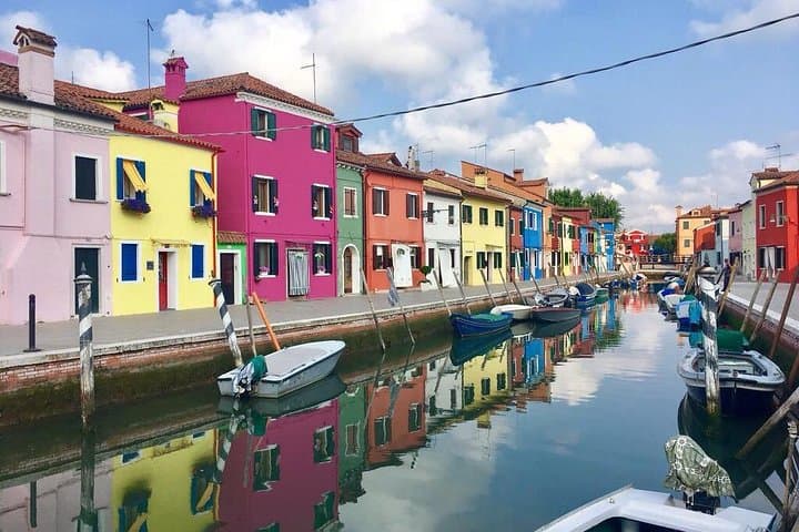 Private Grand Canal Boat Tour to Murano and Burano — Glass, Color & Venetian Lagoons