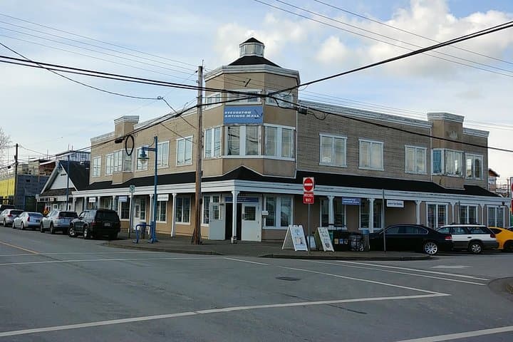 Steveston Magical Mystery & Sea Adventure: Whale Watching and Storybrooke Village Walk photo 4