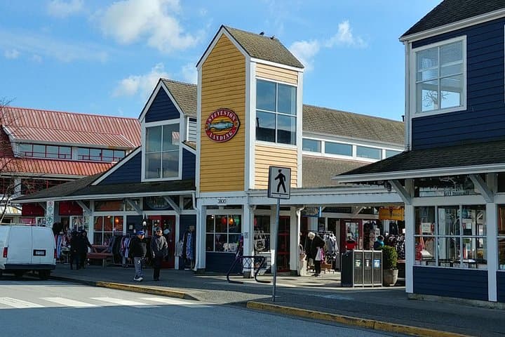 Steveston Magical Mystery & Sea Adventure: Whale Watching and Storybrooke Village Walk photo 6