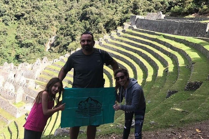 Short Inca Trail: 2-Day Easy Hike to Machu Picchu via Wiñay Wayna photo 3