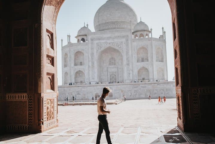 Same-Day Taj Mahal Tour from Bangalore — Private Flight, Agra Fort & Marble Markets photo 5