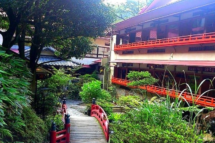 Private Hakone Walking Tour: Lake Ashi, Owakudani, Hakone Shrine & Open-Air Museum photo 5