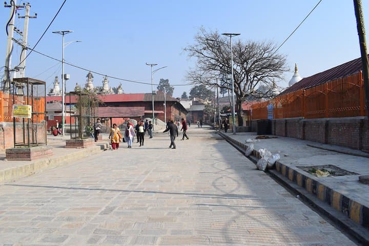 One-Day Hindu Pilgrimage in Kathmandu: Durbar Square, Pashupatinath, Boudhanath & Budhanilkantha photo 6