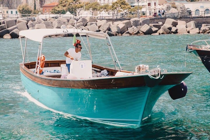 Sailing the Amalfi Coast: Small-Group Day Trip from Positano or Praiano photo 2