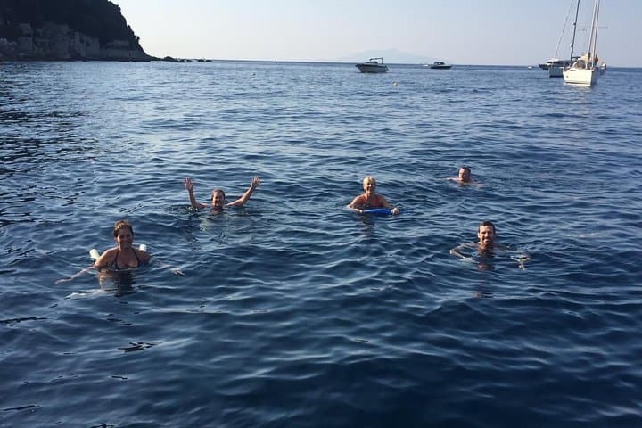 Sailing the Amalfi Coast: Small-Group Day Trip from Positano or Praiano photo 3
