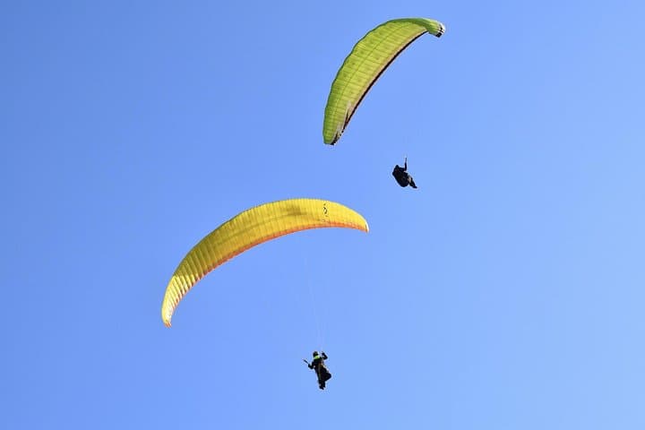 Tandem Paragliding Over Medellín: 15-Minute Flight from San Félix photo 6