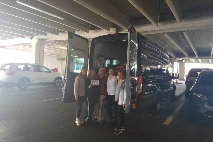 Private Manhattan Sightseeing Service: 4-Hour Custom NYC Van Tour photo 6