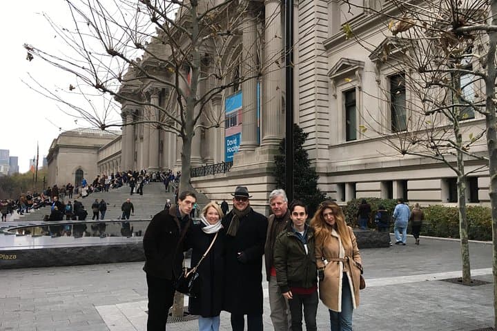 Carnegie Hill Film & Fiction Walking Tour — 5th & Park Museum Mile Stroll photo 2