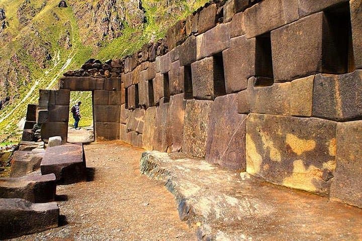 Full-Day Sacred Valley Tour from Cusco — Chinchero, Ollantaytambo & Pisac photo 6