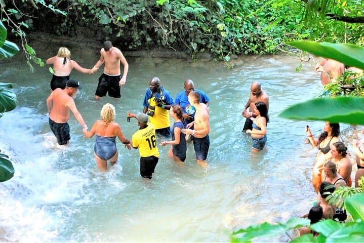 Climb Dunn's River Falls: Ocho Rios Day Trip from Falmouth photo 6
