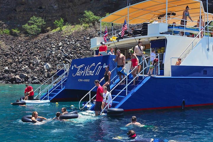Explore Kealakekua Bay: Kona’s Premier Morning Snorkeling Adventure photo 2