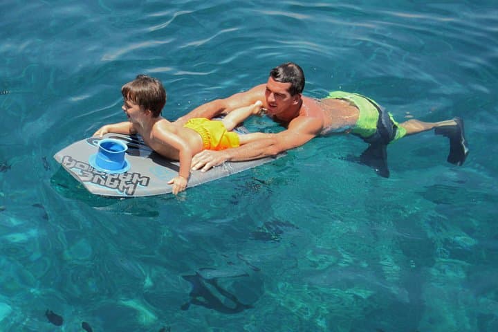 Explore Kealakekua Bay: Kona’s Premier Morning Snorkeling Adventure photo 4