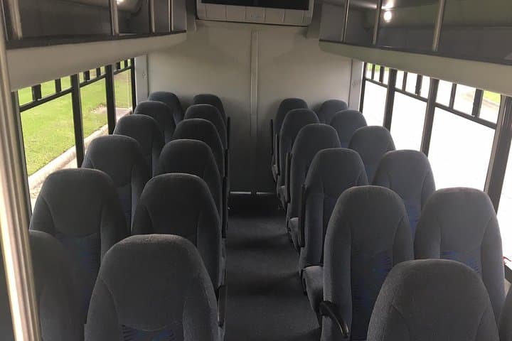 Private 25-Passenger New Orleans Airport Transfer (MSY) photo 2