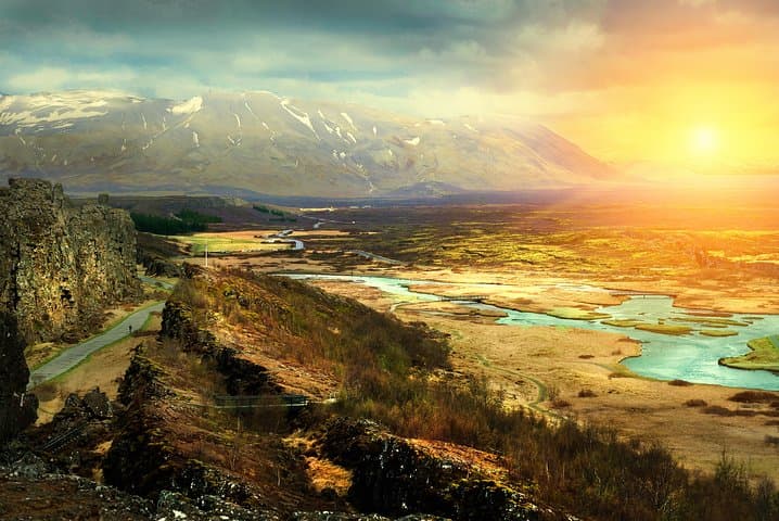 Golden Circle and Blue Lagoon Day Tour from Reykjavik — Geysir, Gullfoss & Þingvellir photo 3