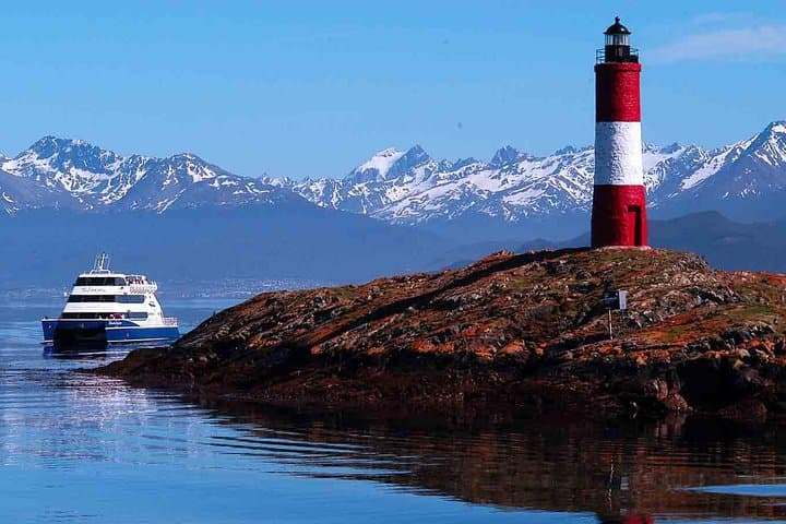 Beagle Channel Catamaran & Bridges Islands Trek from Ushuaia
