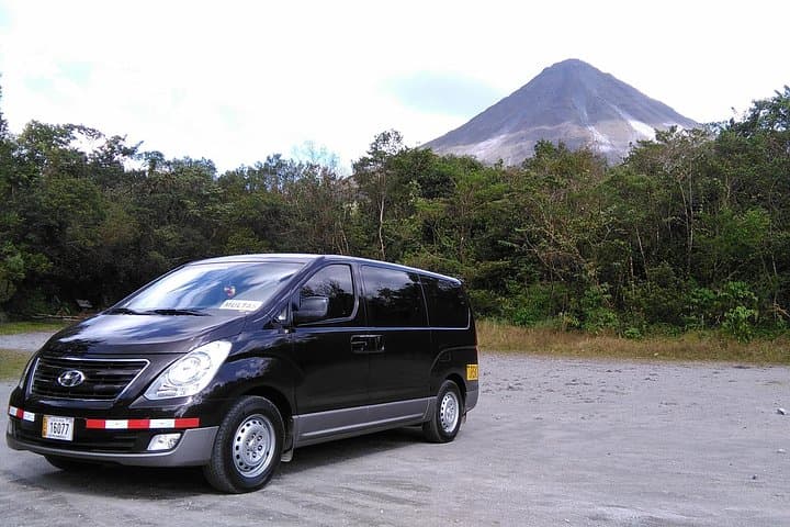 San José to La Fortuna Shuttle — Minibus Transfer to Arenal Volcano photo 2