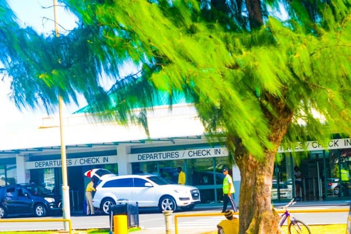 Hewanorra (UVF) One-Way Private Shuttle — Airport to Hotel with Local Guide