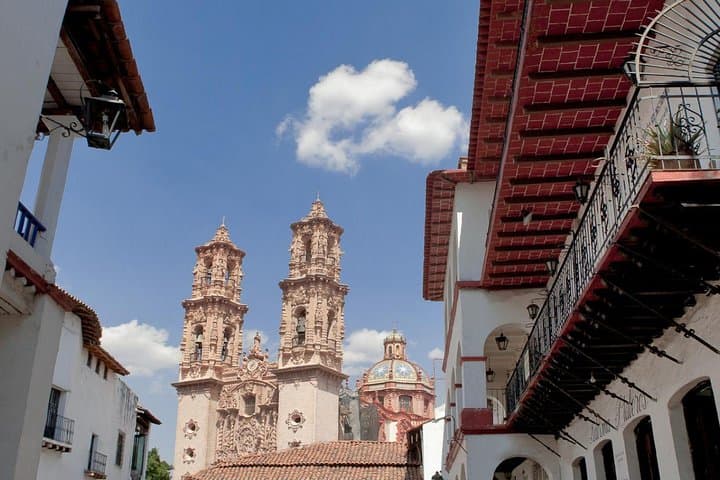 Cacahuamilpa Caves & Taxco Day Trip — Caverns, Cobblestones and Colonial Silver photo 6