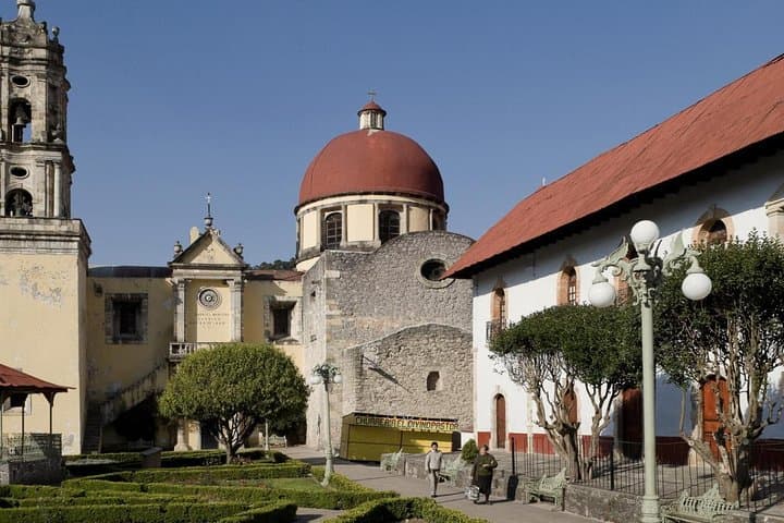 Mineral del Chico Day Tour: Hike, Mine & Las Monjas Rock Formations from Mexico City