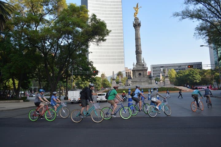 Mexico City Bike Tour: Chapultepec, Reforma & Historic Center by Bicycle photo 3