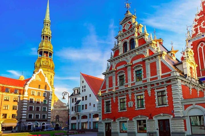 Private Luxury Van Tour of Riga: 4–8 Hour English Chauffeur Service photo 3