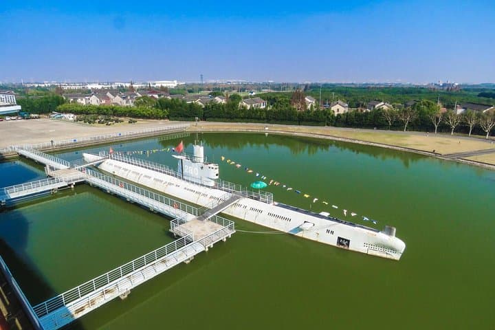 Private Round-Trip Transfer to Shanghai Oriental Land: Dianshan Lake Day Trip photo 3