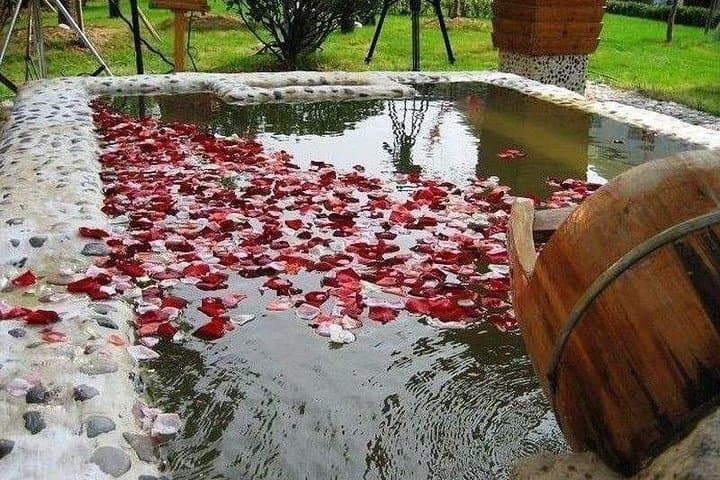 Tangshan Hot Springs & Hot Pot: Half-Day Soak from Nanjing photo 3