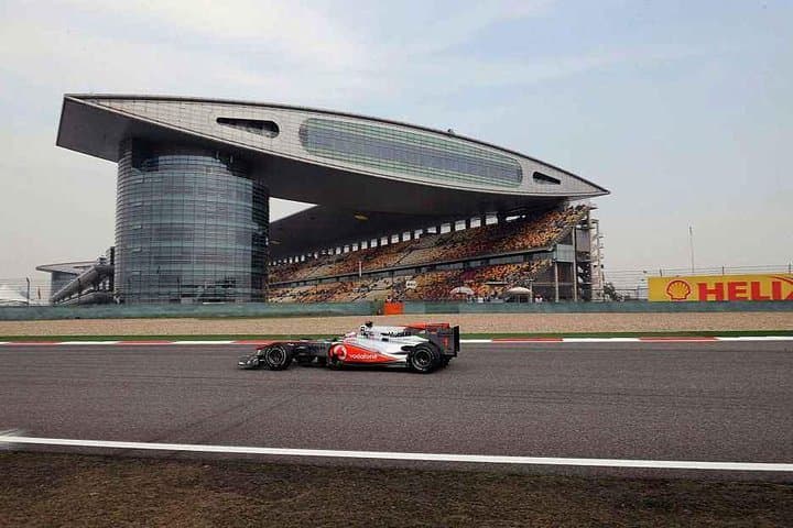 Private Transfer to Shanghai International Circuit — Door-to-Door Service for F1 and Major Events photo 3