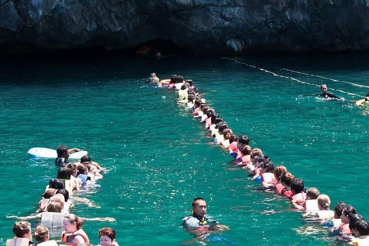 Koh Lanta 4-Island Snorkel Tour & Emerald Cave Speedboat Day Trip photo 2