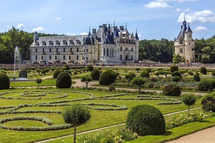 Loire Valley Castles Day Trip: Chambord, Chenonceau & Cheverny from Paris photo 6